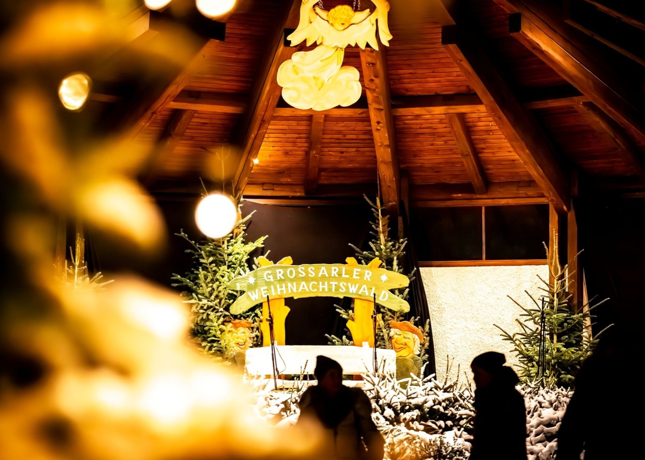 Stimmungsvoller Weihnachtswald beim Salzburger Bergadvent in Gro&szlig;arl &copy; TVB Gro&szlig;arltal/Gipfelfieber