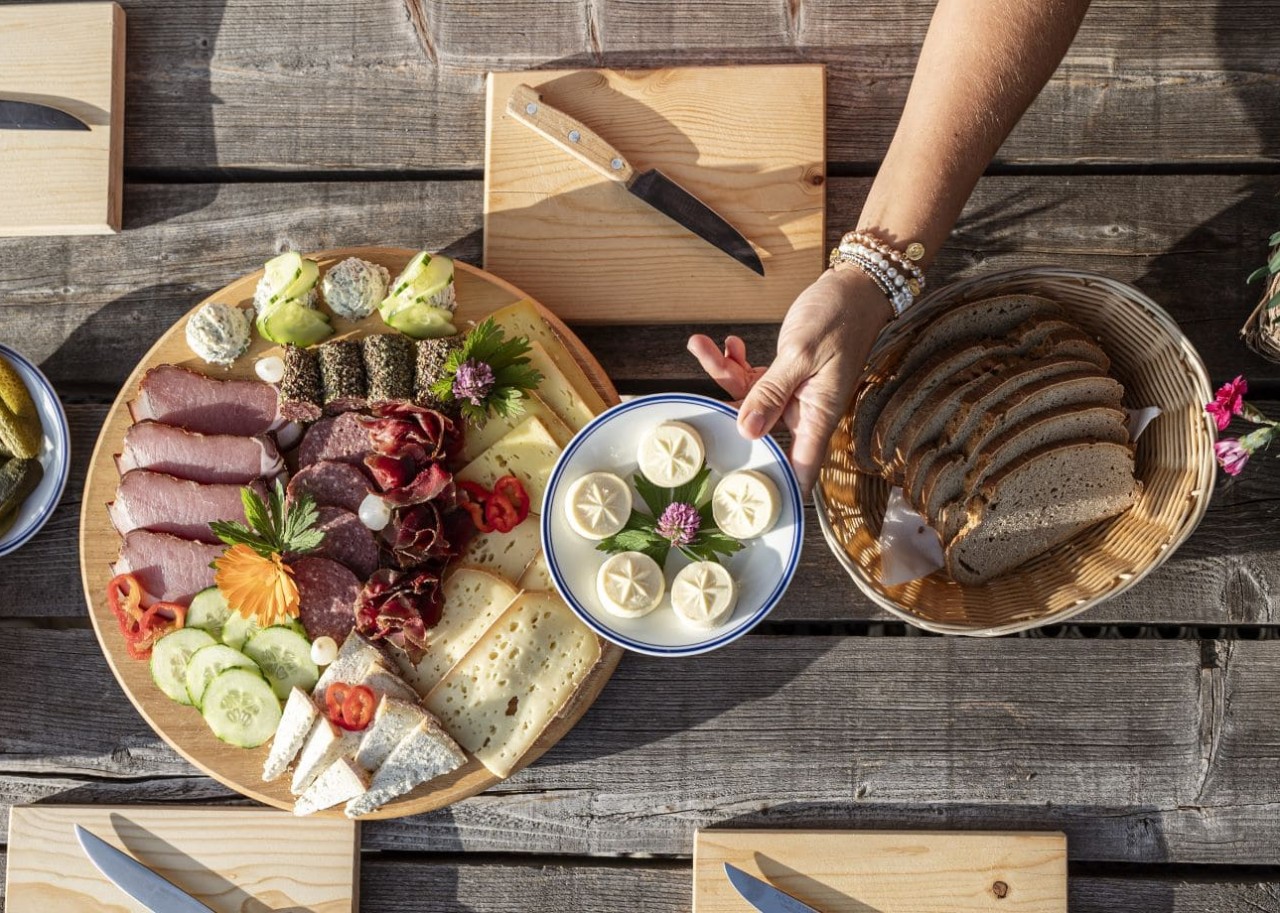 Brettljause auf der Bichlalm © TVB Großarltal/Lorenz Masser