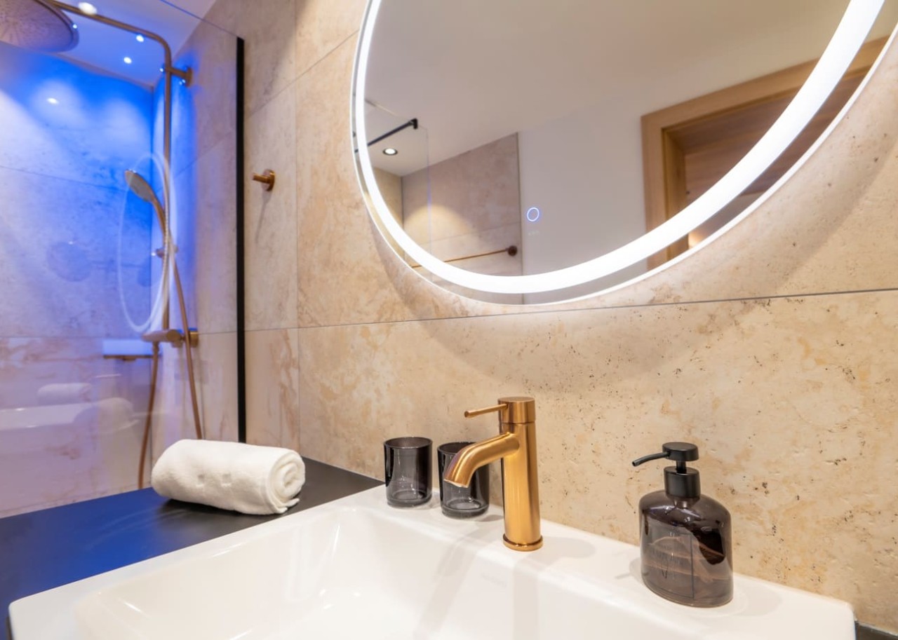 Modernes Badezimmer zum Wohlfühlen